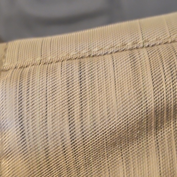 LUG Infinity Hatchback - Picture 6 of 10